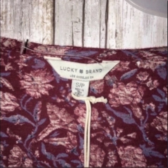 NWT Lucky Brand High Low Floral Blouse - Picture 3 of 7